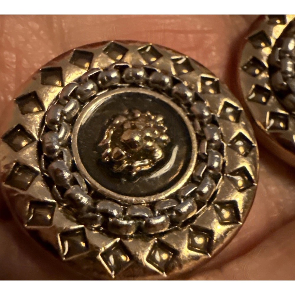 CHANEL Genuine Button Gold/Silver Tones Metal -Lot of 2- 23mm RARE Investment - Picture 2 of 14